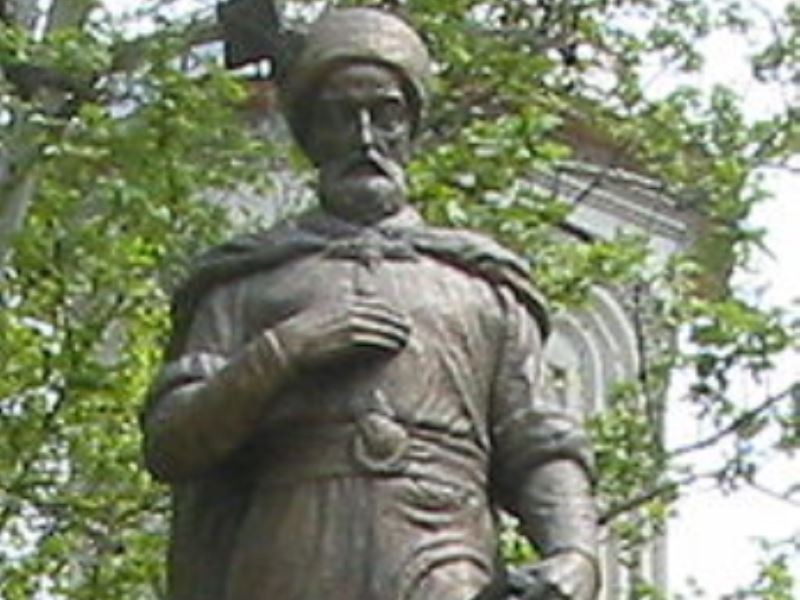 220px Constantin Brancoveanu statuie