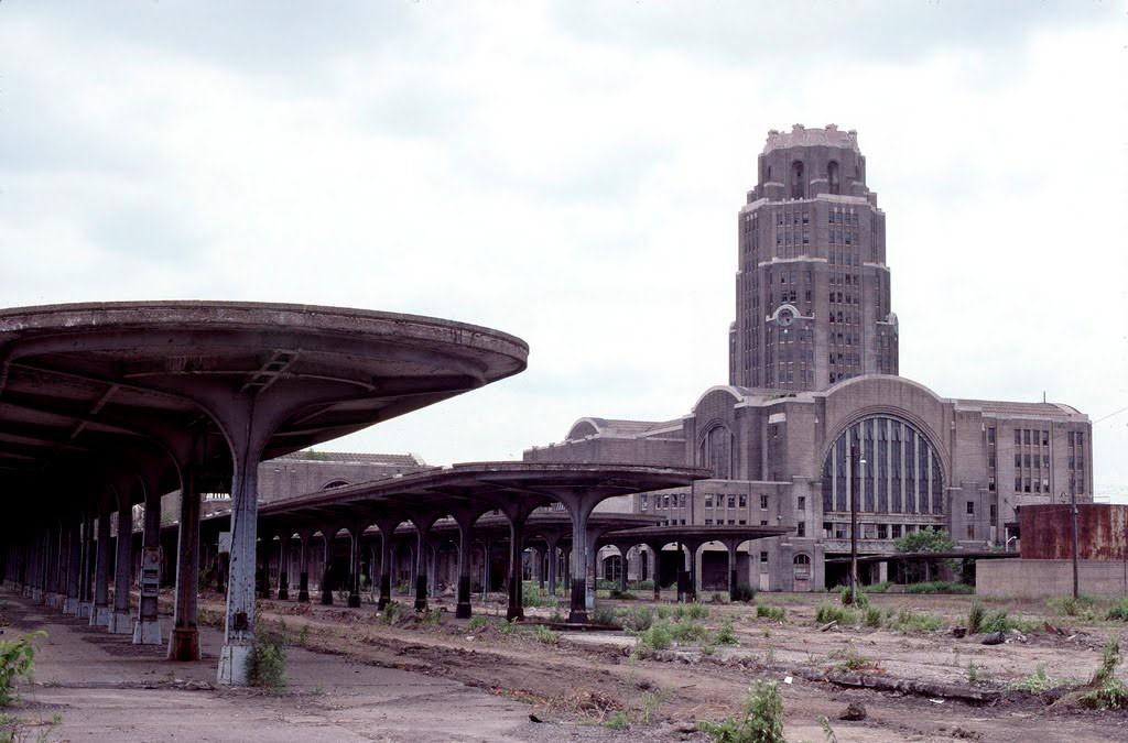 abandonedstations03